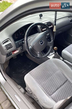 Седан Mazda 626 2002 в 