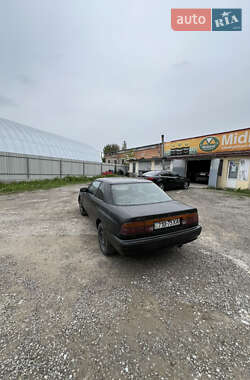 Купе Mazda 626 1989 в 