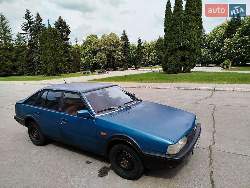 Хетчбек Mazda 626 1986 в Жовтих Водах фото 3 Хетчбек Mazda 626 1986 в Жовтих Водах
