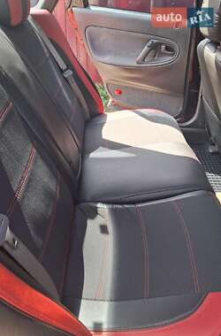 Хэтчбек Mazda 626 1995 в 
