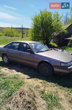 Хетчбек Mazda 626 1990 в 