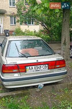 Хэтчбек Mazda 626 1991 в 