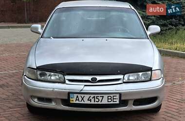 Седан Mazda 626 1993 в 