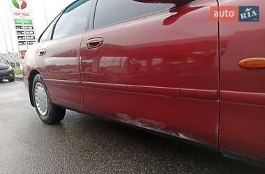 Хэтчбек Mazda 626 1997 в 