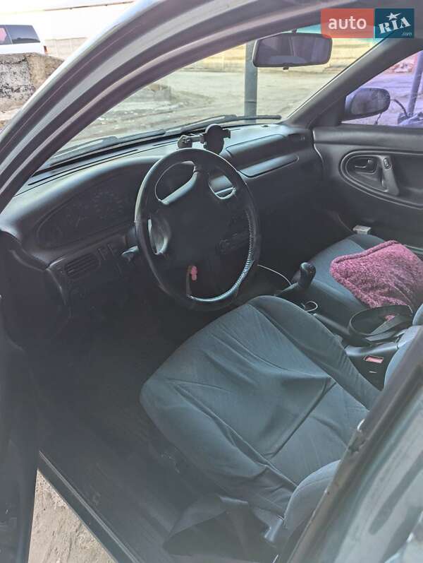 Хэтчбек Mazda 626 1997 в Ровно