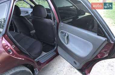 Хэтчбек Mazda 626 1993 в 