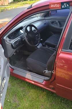 Хэтчбек Mazda 626 1993 в 