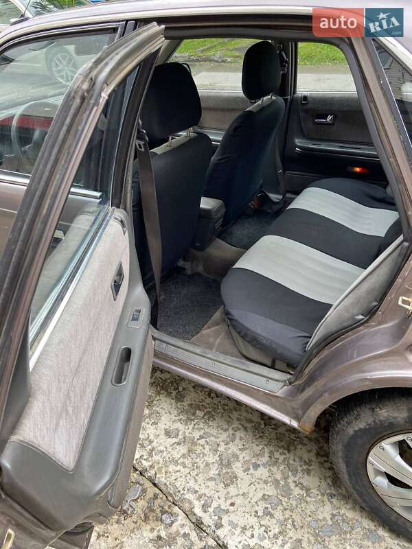 Седан Mazda 626 1989 в Львове фото 15 Седан Mazda 626 1989 в Львове