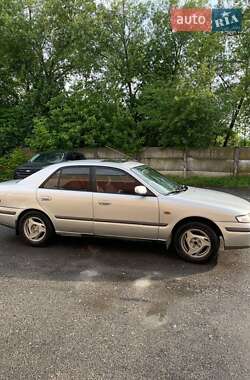 Седан Mazda 626 1999 в 