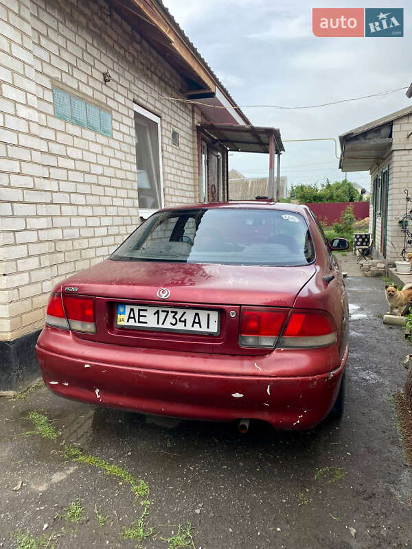 Седан Mazda 626 1993 в Новомосковську