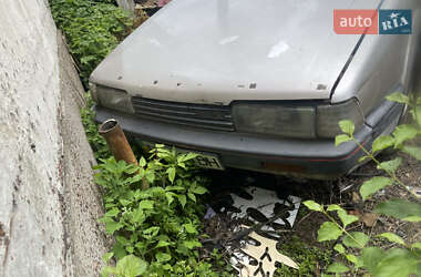 Седан Mazda 626 1987 в Житомире