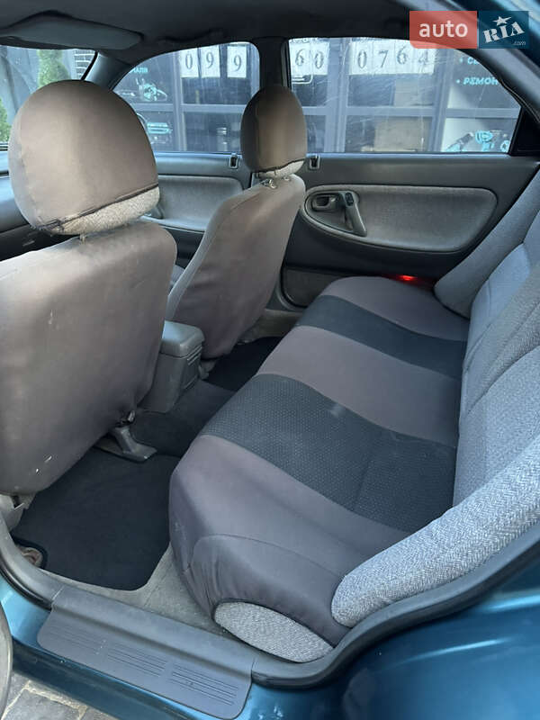 Седан Mazda 626 1992 в Ивано-Франковске