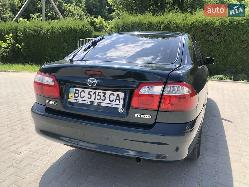Седан Mazda 626 2002 в Турці
