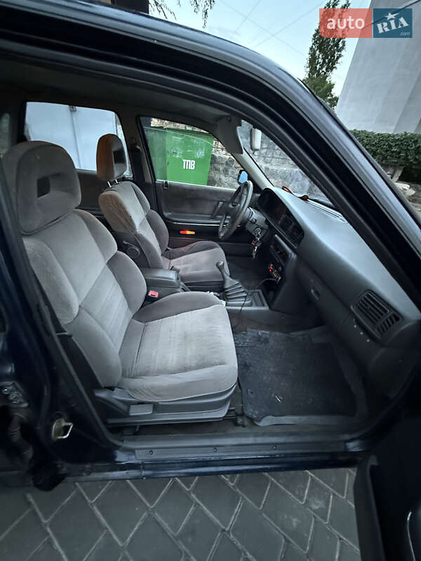 Седан Mazda 626 1991 в Миколаєві