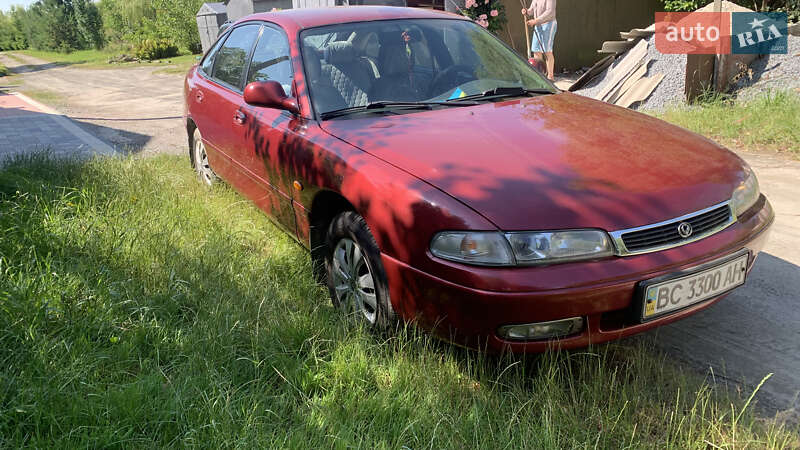 Седан Mazda 626 1998 в Львове