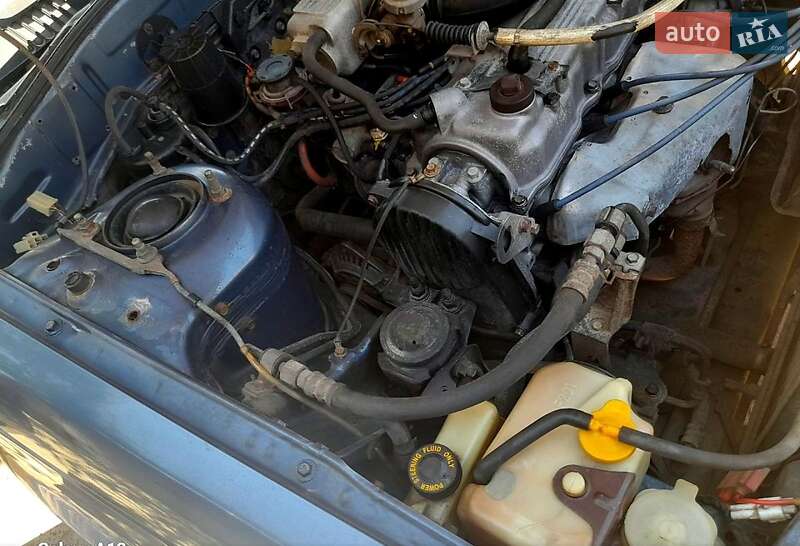 Универсал Mazda 626 1988 в Николаеве
