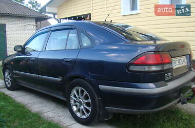 Хетчбек Mazda 626 1999 в 
