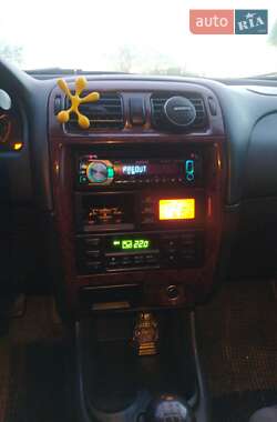 Хетчбек Mazda 626 1999 в 