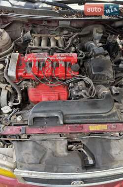 Седан Mazda 626 1992 в 