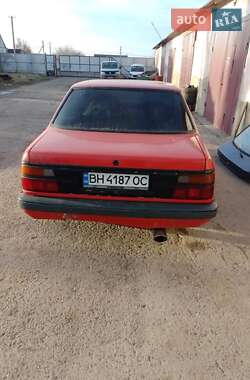 Седан Mazda 626 1986 в Білгороді-Дністровському