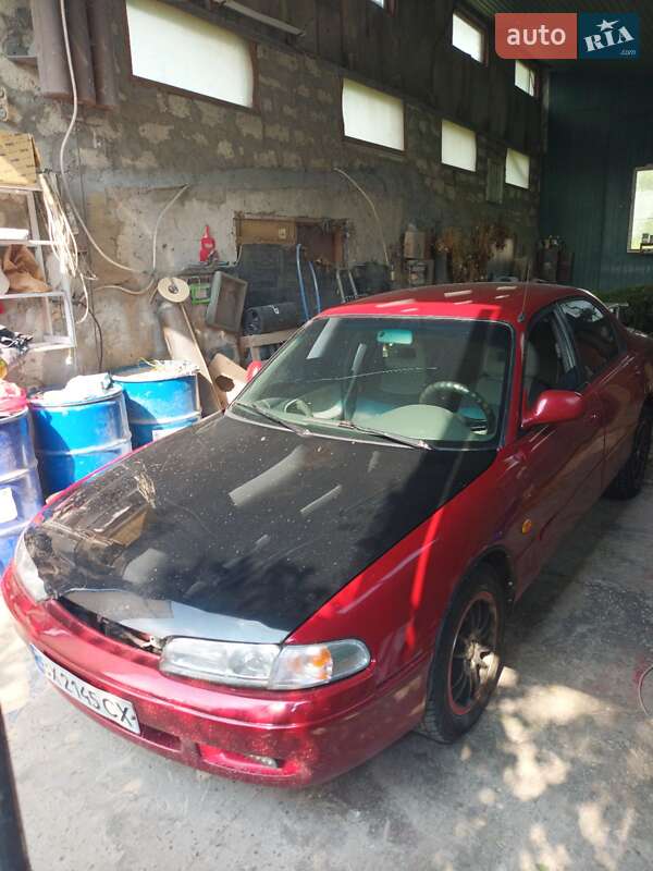 Седан Mazda 626 1992 в Кам'янець-Подільському