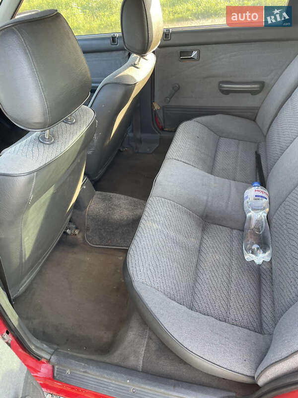 Хэтчбек Mazda 626 1992 в Снятине