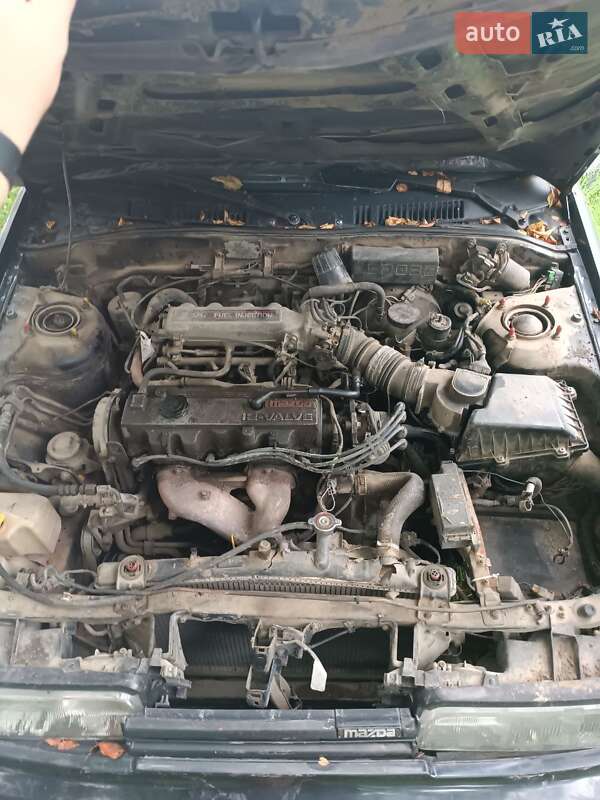 Хэтчбек Mazda 626 1991 в Черновцах