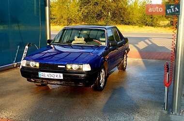 Седан Mazda 626 1986 в Кривом Роге