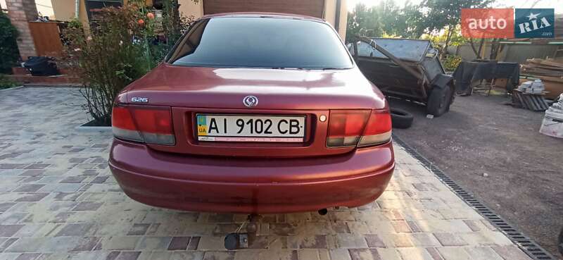 Седан Mazda 626 1993 в Нежине