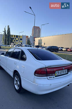 Хэтчбек Mazda 626 1994 в 