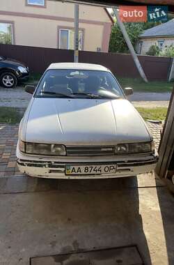 Хетчбек Mazda 626 1989 в Умані