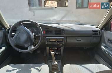 Седан Mazda 626 1990 в 