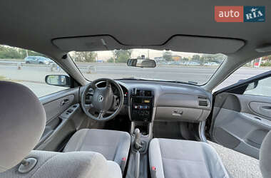 Седан Mazda 626 1999 в 