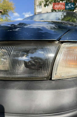 Хэтчбек Mazda 626 1994 в Шостке