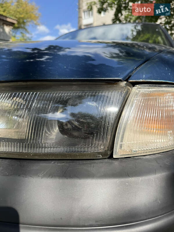 Хэтчбек Mazda 626 1994 в Шостке