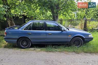 Седан Mazda 626 1987 в Каменец-Подольском