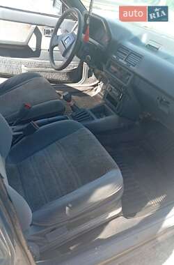 Купе Mazda 626 1987 в 