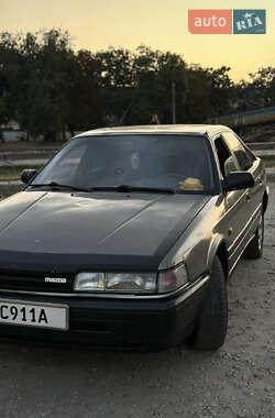 Хэтчбек Mazda 626 1989 в Кропивницком