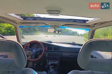 Седан Mazda 626 1989 в 