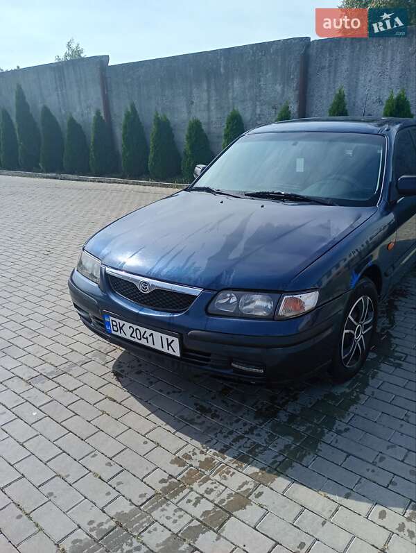 Хэтчбек Mazda 626 1998 в 