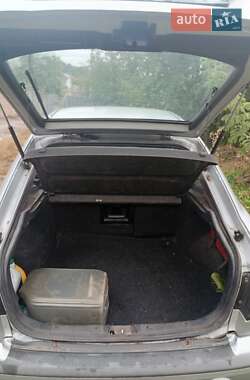 Хэтчбек Mazda 626 1998 в 