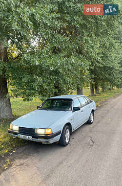 Хетчбек Mazda 626 1986 в Валках