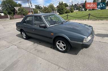 Седан Mazda 626 1987 в Костополе