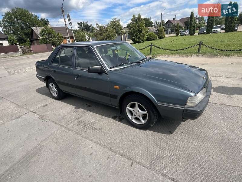 Седан Mazda 626 1987 в 