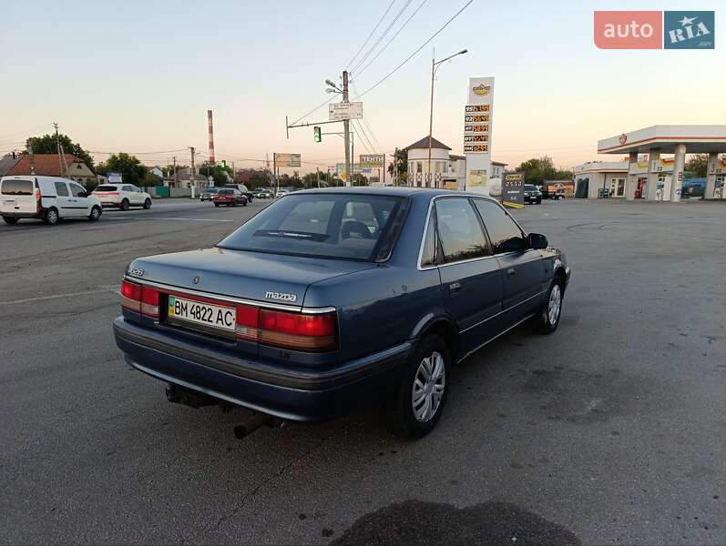 Седан Mazda 626 1990 в Харкові