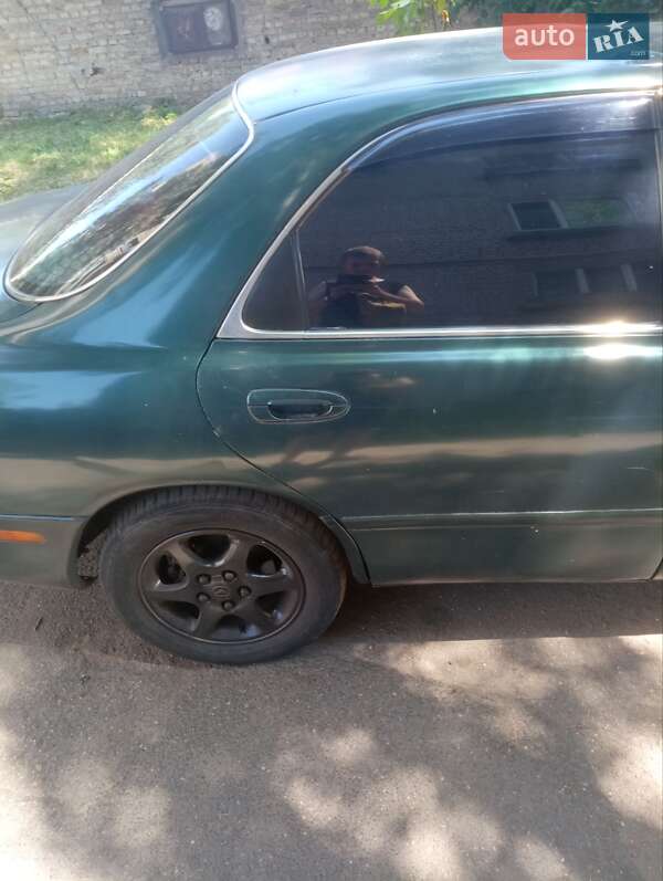 Седан Mazda 626 1993 в Черкассах