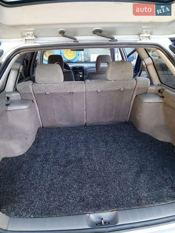 Універсал Mazda 626 2001 в Києві