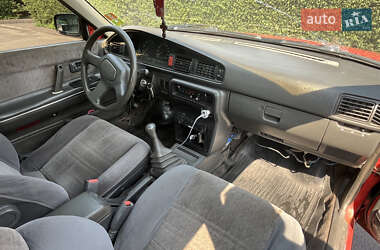 Седан Mazda 626 1988 в 