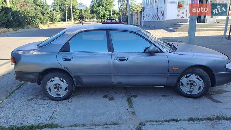 Седан Mazda 626 1992 в Подольске