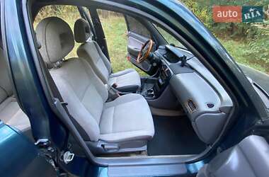 Седан Mazda 626 1993 в 